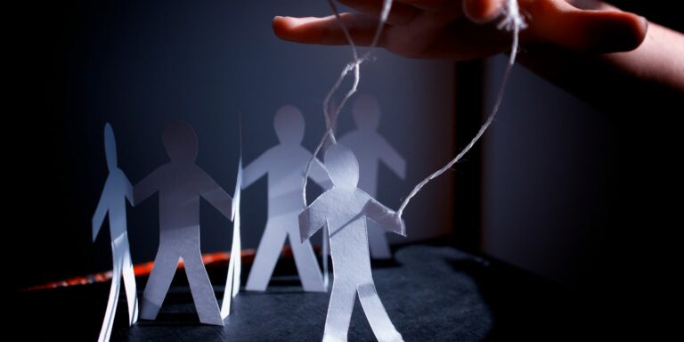 manipolazione-doppio-legame